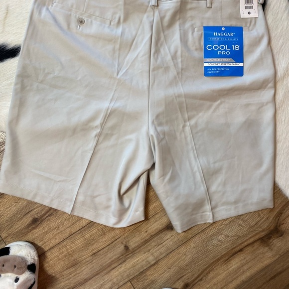 Haggar Cool 18® Pro performance khaki Shorts - Picture 12 of 12